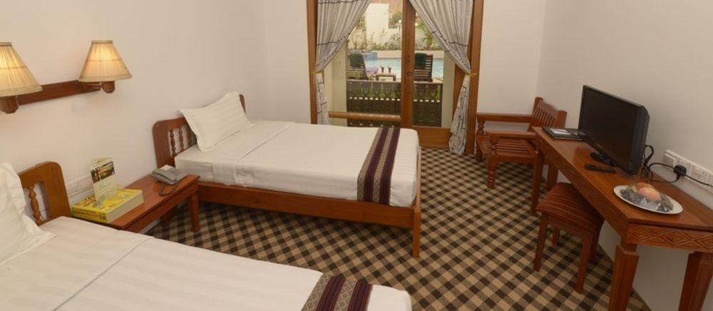 Raza Gyo Hotel Баган Экстерьер фото