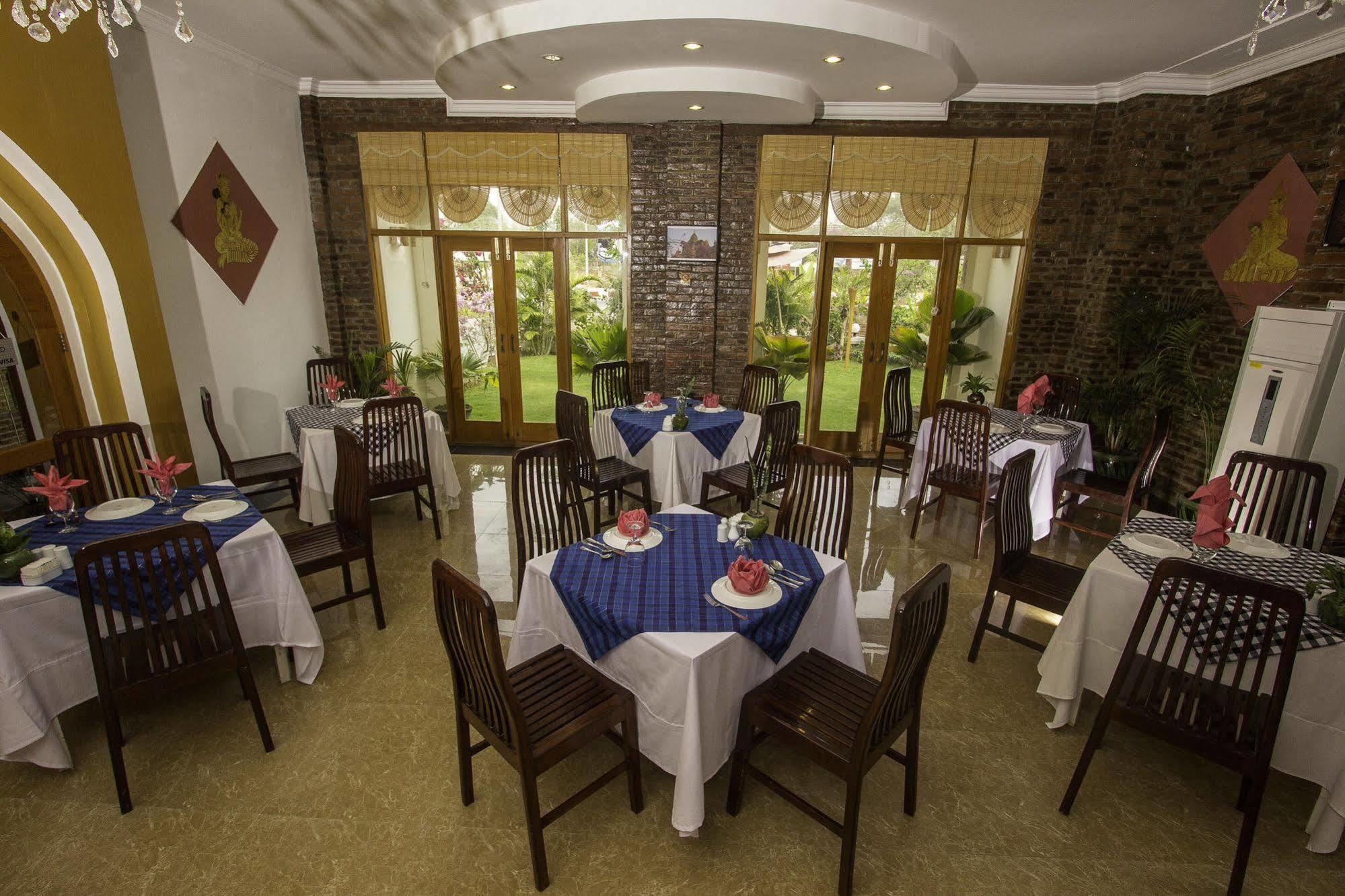 Raza Gyo Hotel Баган Экстерьер фото